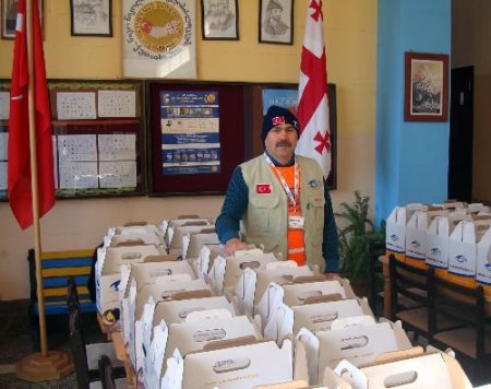 Hayırsever İş Adamları Gürcü Vatandaşların Gönlünü Fethetti