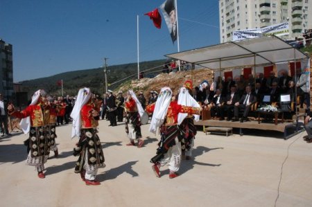 Hayırsever İşadamı Ali Kütük Gemlik’te 29 Derslikli Okul Yaptırıyor