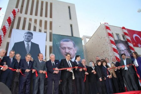 Hayırsever işadamından Mardin'e 4 okul