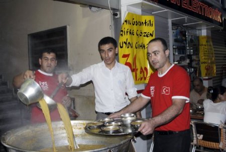 Hayırsever Kebapçı, Ramazan Boyunca Çorbayı Ücretsiz Dağıtacak