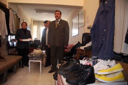 Hayırseverden İhtiyaç Sahiplerine Giyim Yardımı