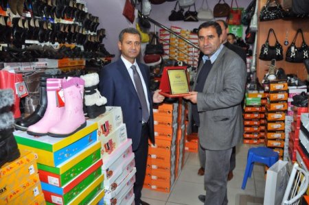 Hayırseverlere Hayır Evi’nden plaket