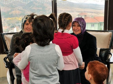 Hayrunnisa Gül, Çankırı'da engelli çocuklarla biraraya geldi