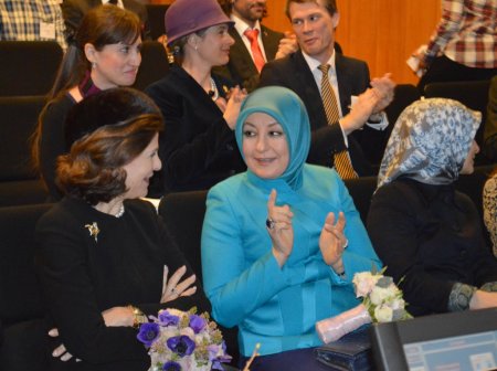 Hayrünnisa Gül, çocuklarla bir araya geldi