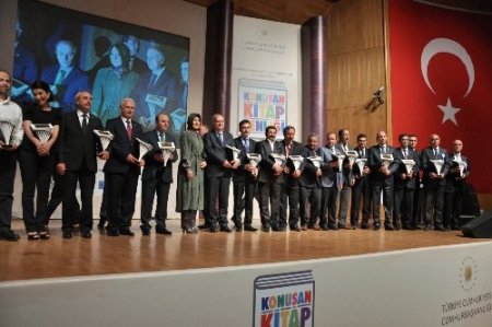 Hayrunnisa Gül: Okuma alışkanlığı için kütüphane geleneğimizi canlandırmalıyız