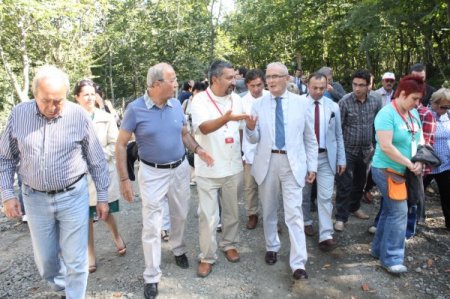 HAYTAP üyeleri, Samsun Büyükşehir Belediyesi'nin hayvan barınağını gezdi