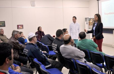 Hayvan barınağı personeli eğitimden geçti