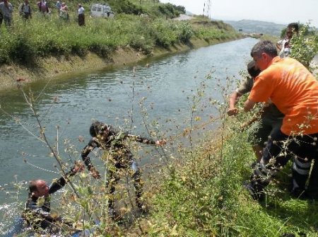 Hayvan Otlatırken Sulama Kanalına Düşen Vatandaş Hayatını Kaybetti