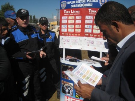 Hayvan pazarında vatandaşlara sahte para uyarısı