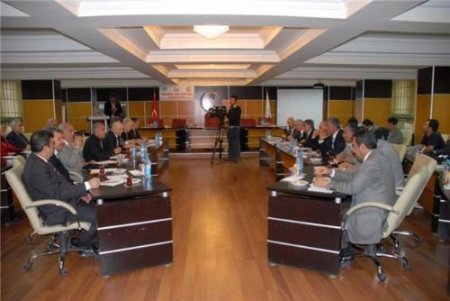 Hazır Giyim Sektörü Adıyaman'da Masaya Yatırıldı