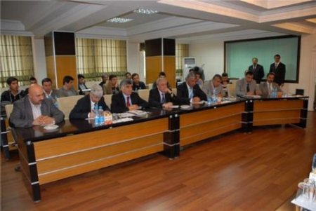 Hazır Giyim Sektörü Adıyaman'da Masaya Yatırıldı