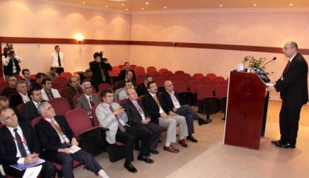 'Hekimlere şiddet, sağlık hizmetinin rahatlığından kaynaklanıyor'