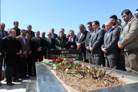 Helikopter kazasında hayatını kaybedenler anıldı