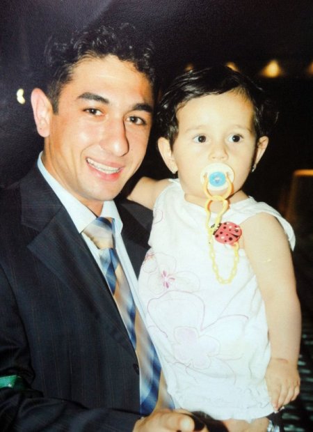 Helikopteri kullanan üsteğmenin evine ateş düştü