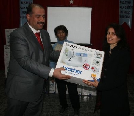 Hem'den Kursiyerlere Makine Desteği
