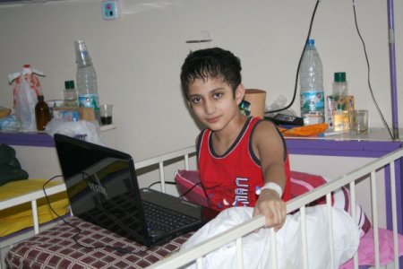 Hemofili Hastası Oğlunun Tedavisi İçin Uğraşırken İşinden Oldu