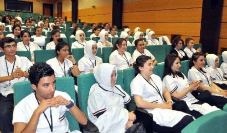 Hemşirelik için yemin ettiler