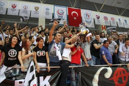 Hentbol’de şampiyon Beşiktaş