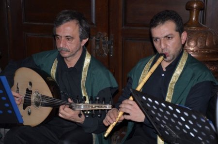 Her cuma tasavvuf için buluşuyorlar