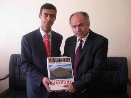 'her Yönüyle Her Köyüyle Bayburt' Eseri Tüm Okullara Dağıtılıyor
