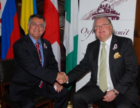 Hesa’ya ‘En İyi Şirket’, Sakar’a ‘Yılın Yöneticisi’ Ödülü