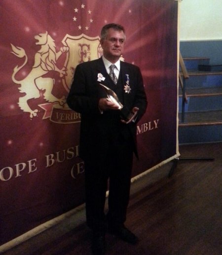 Hesa’ya ‘En İyi Şirket’, Sakar’a ‘Yılın Yöneticisi’ Ödülü