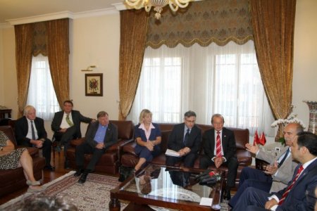 Hessen Eyalet Meclisi yönetimi Vali Harput’u ziyaret etti