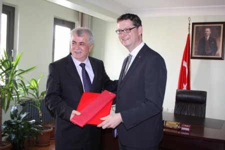 Hessen heyetinden Bursa İl Genel Meclisi'ne kardeşlik ziyareti