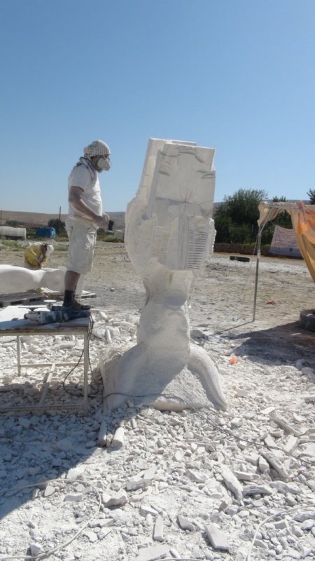 Heykellerini Hasankeyf için yaptılar