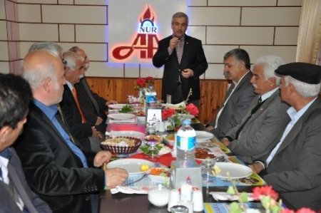 “Hiçbir şey kardeşliğin önünde engel teşkil etmemeli”