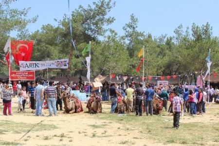 Hıdırellez ve Bahar Şöleni renkli görüntülere sahne oldu