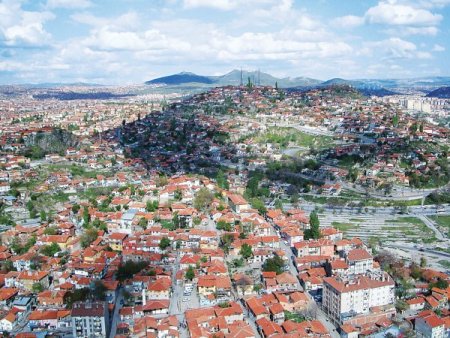 Hıdırlıktepe’de gecekondu yıkımları başladı