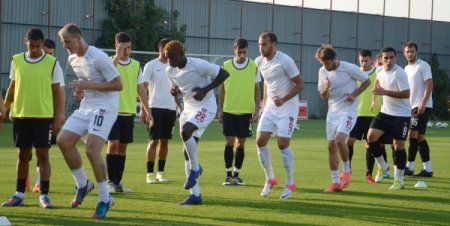 Hikmet Karaman : Trabzonspor maçıyla kaybettiğimiz puanları telafi edeceğiz