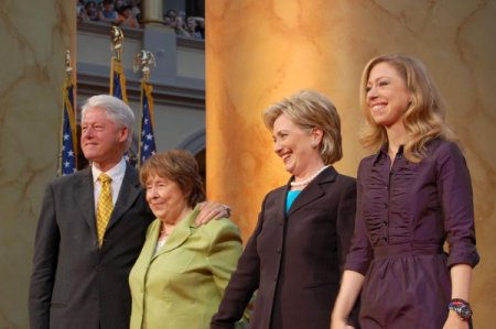 Hillary Clinton'ın Annesi Hayatını Kaybetti