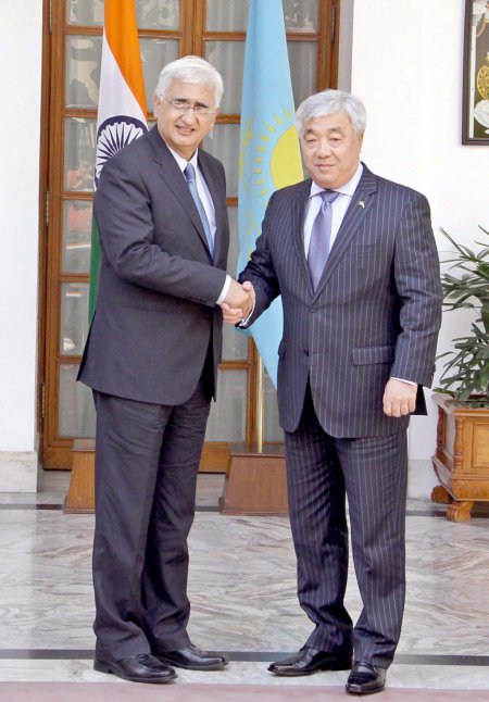 Hindistan'dan Orta Asya'daki enerji kaynaklarına ilgi