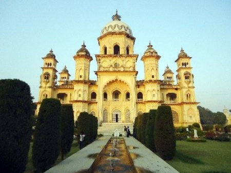 Hindistan’ın 13 kütüphanesinde onlarca Türkçe el yazma eser tespit edildi (Özel)