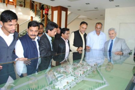 Hindistanlı Akademisyenler, Hasan Kalyoncu Üniversitesi'nde