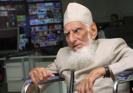 Hindistanlı âlim: Müslüman tepkisini Müslümanca yapmalı