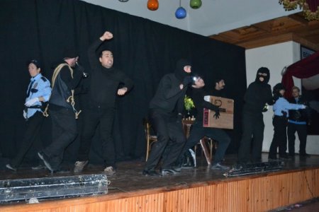 Hırsız isimli tiyatro oyunu Eğirdir'de sahnelendi