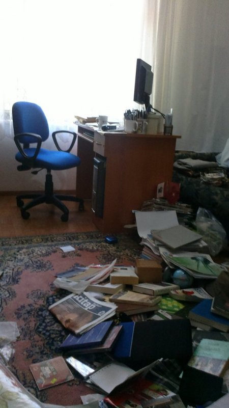 Hırsızlar, para koleksiyonunu da çaldı