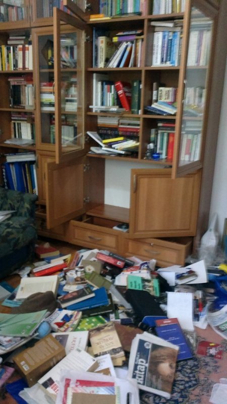 Hırsızlar, para koleksiyonunu da çaldı