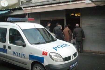 Hırsızlar Sadaka Kutusunu Bile Çaldı