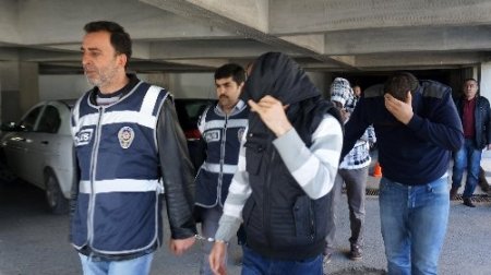 Hırsızlık çetesine şafak baskını: 15 gözaltı