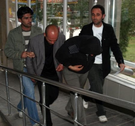 Hırsızlıktan 4 Kişi Gözaltına Alındı
