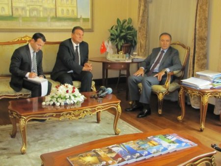 Hırvat Bakan'dan Vali'ye ziyaret