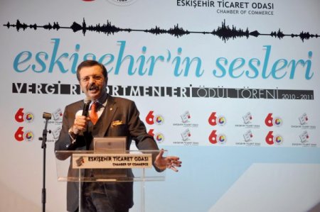 Hisarcıklıoğlu: Okulları kundaklayanları da, onları koruyanları da lanetliyorum