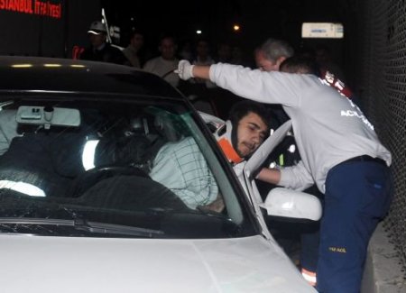 Hız Tutkunlarının 'engelli Yarışı' Kazayla Sonuçlandı