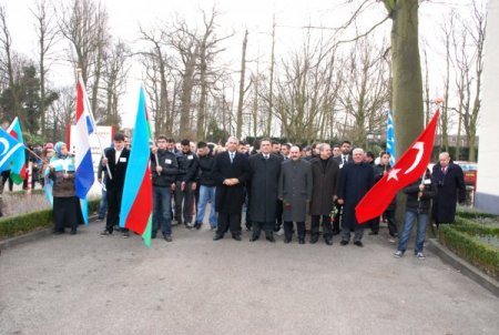 Hocalı soykırımı, Hollanda basınında