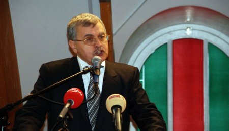 Hollanda, Rotterdam İslam Üniversitesi’nin İslam İlahiyatı bölümünü tanıdı