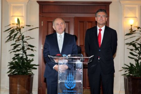 Hollanda Başbakan Yardımcısı Verhagen, Kadir Topbaş'ı Ziyaret Etti